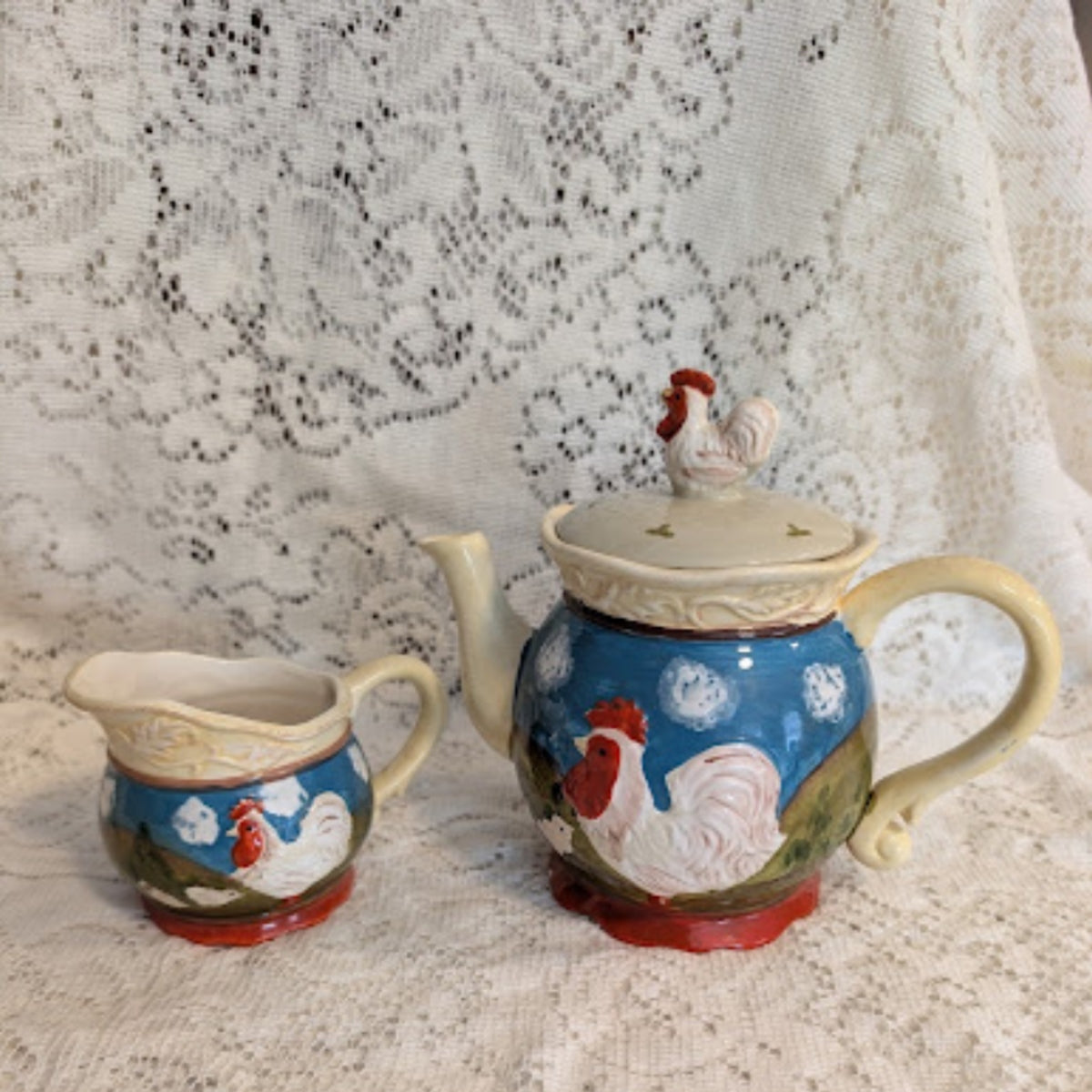 Vintage Cottage Rooster Teapot &amp; Creamer Set