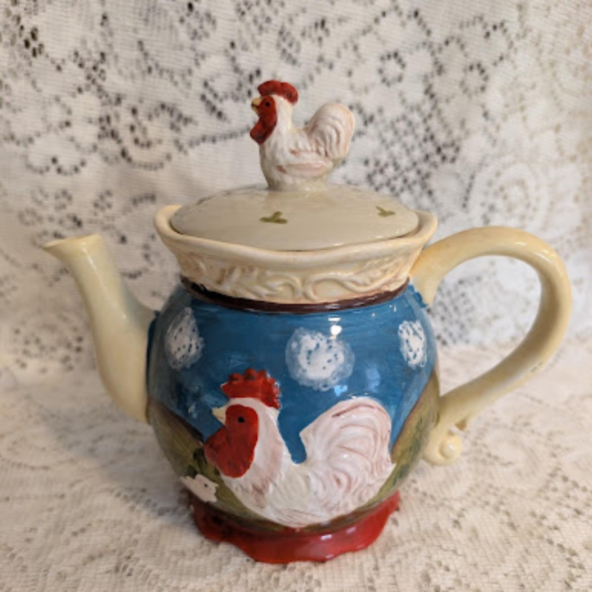 Vintage Cottage Rooster Teapot &amp; Creamer Set
