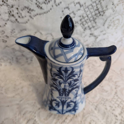 Vintage Bombay Blue &amp; White Porcelain Coffee Pot / Teapot