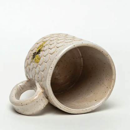 White-Terracotta Bee Mug (10oz)