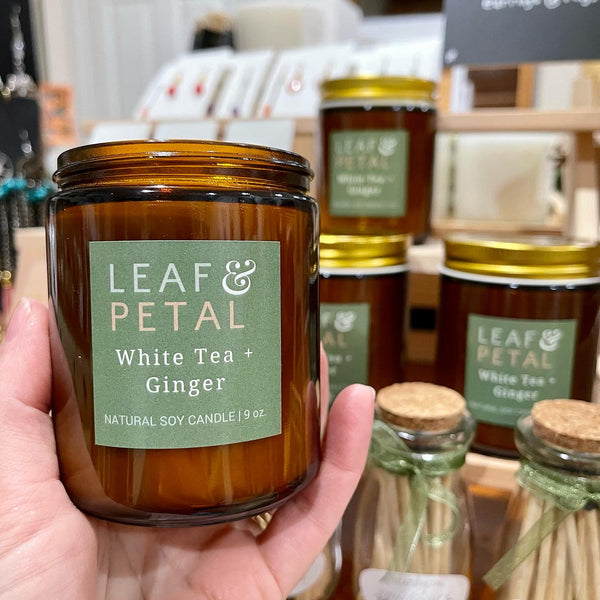 Leaf & Petal - White Tea & Ginger (9 oz Candle)